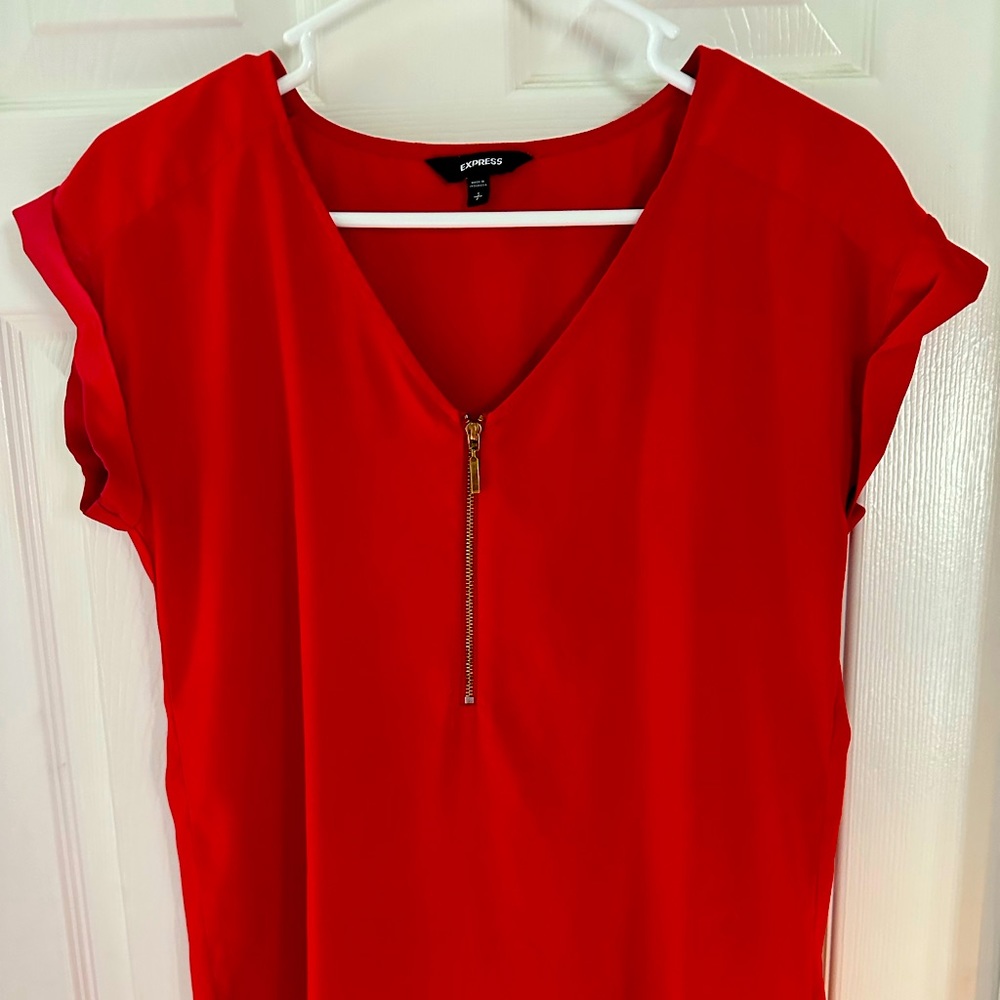 Express silk blouse with zip front